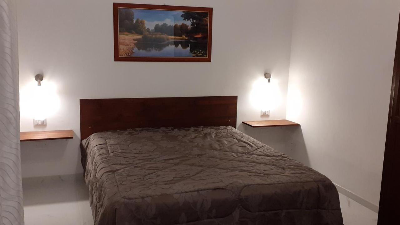 L'Appartamentino Sul Corso Gela Bagian luar foto